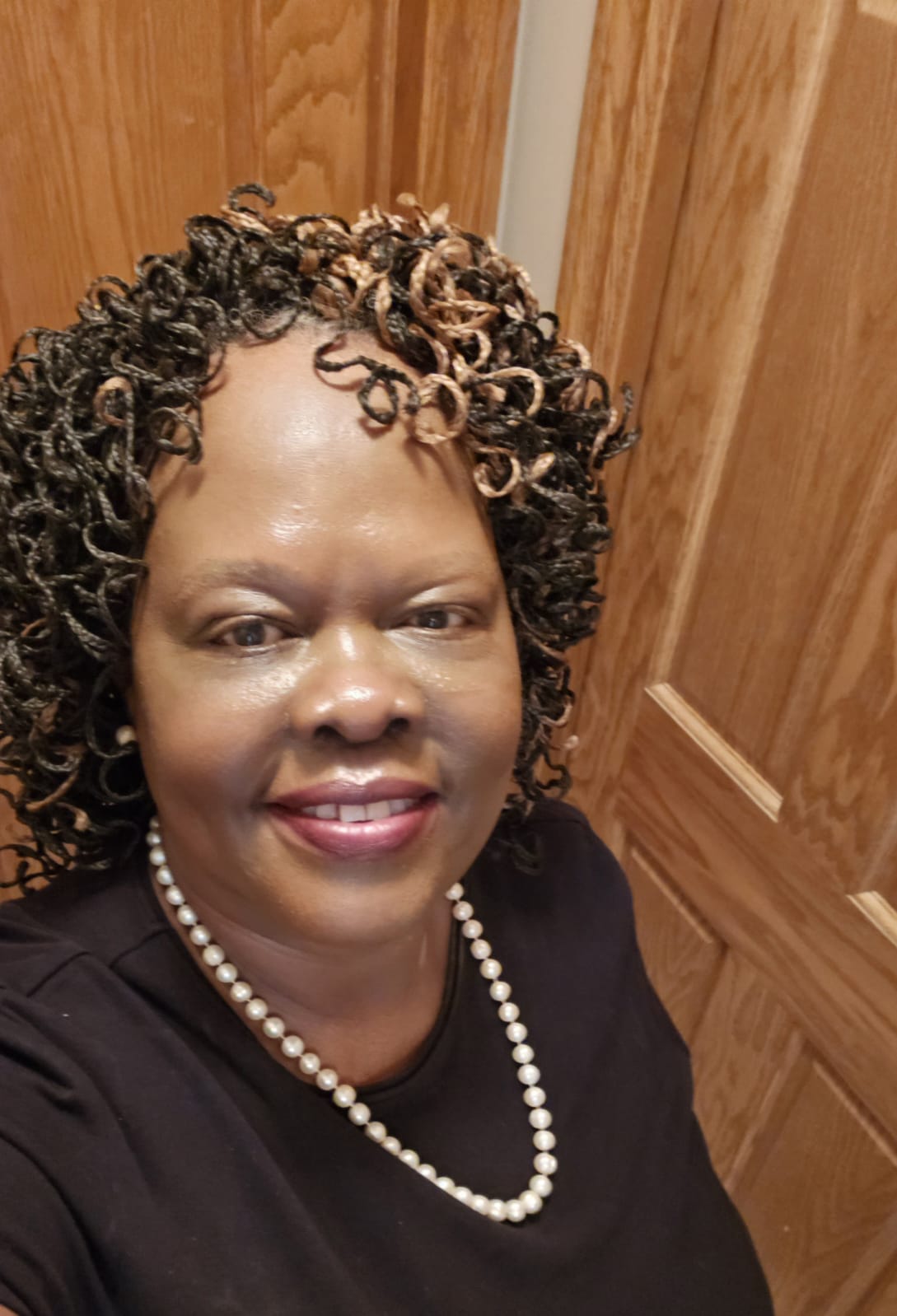 Idongesit (Idi) Idem, MSW/RSW, owner and counsellor at Idemi Therapy
